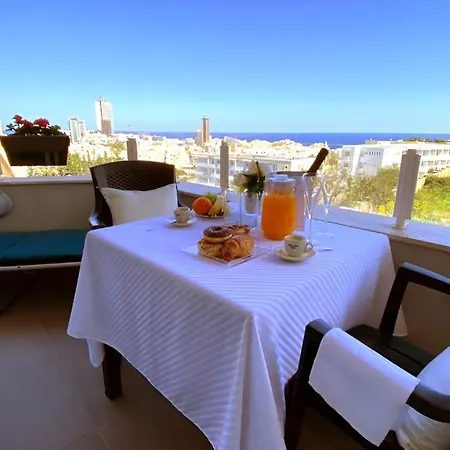Super Bright And Spacious Seaview