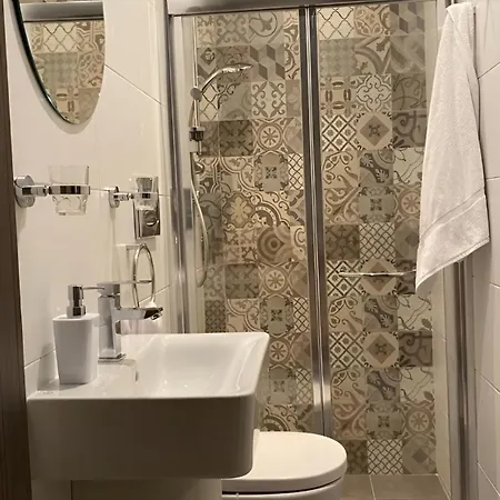 Super Bright And Spacious Seaview 公寓 *