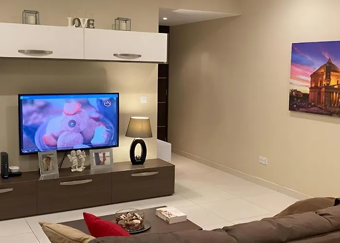 Super Bright And Spacious Seaview * Saint Julian's