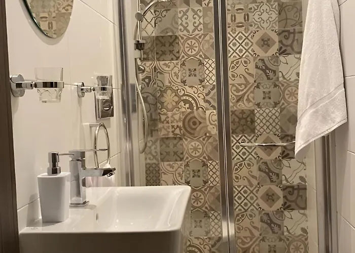 Super Bright And Spacious Seaview Lejlighed *